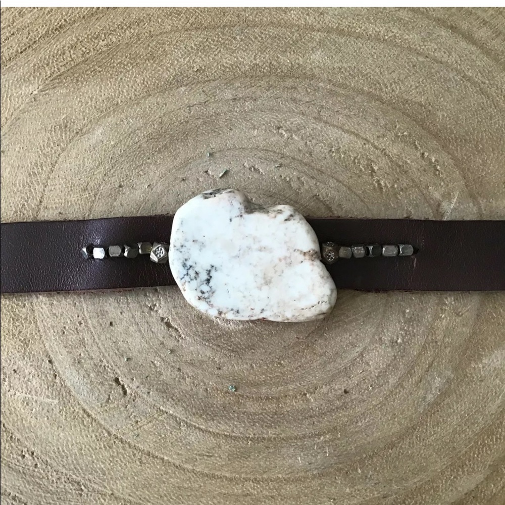 NEW 100% Leather Strap Bracelet Snap Mexico Boho Brown Ivory Festival Howlite - Picture 4 of 13